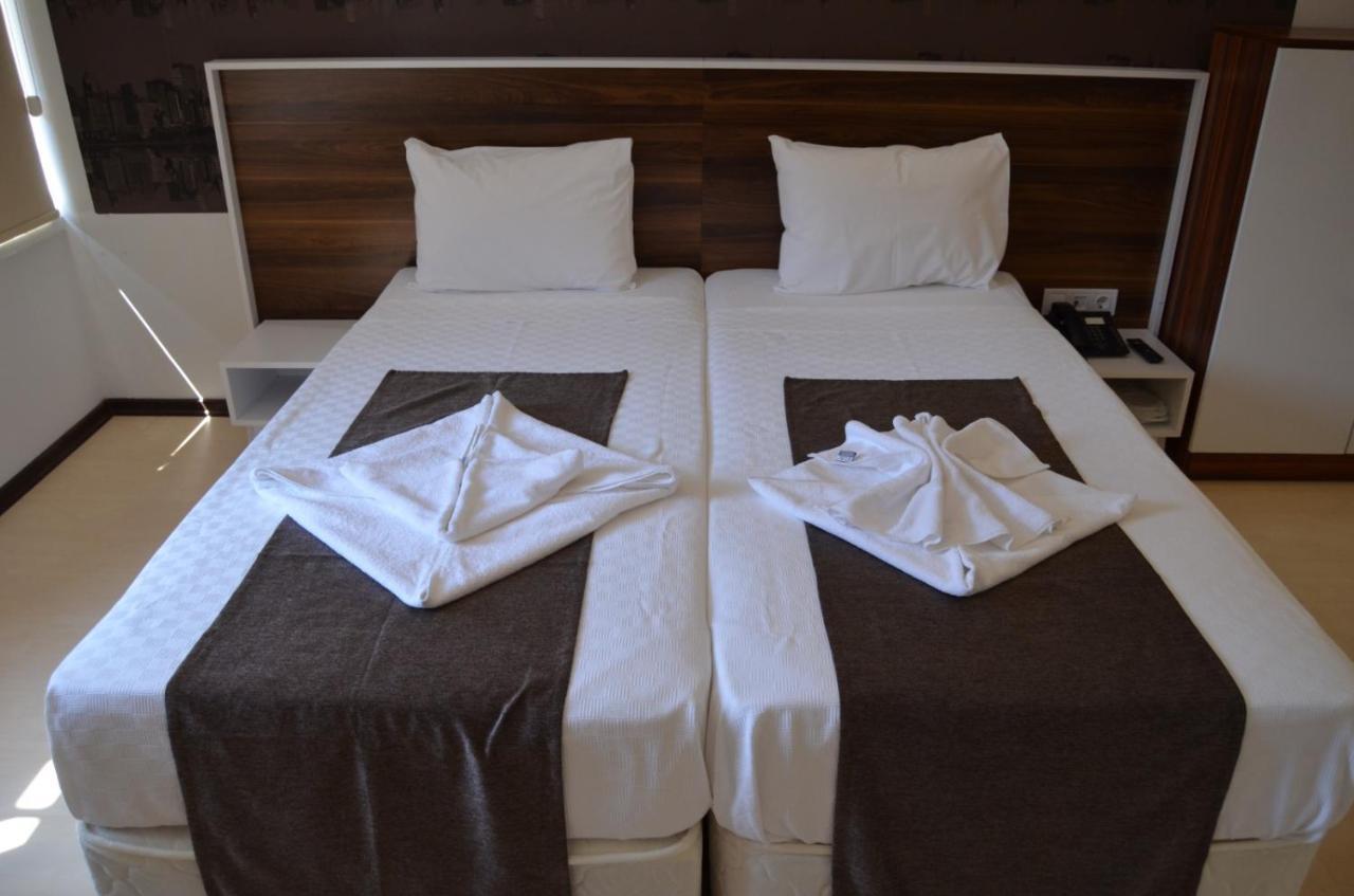 Grand Bed & Breakfast 2*